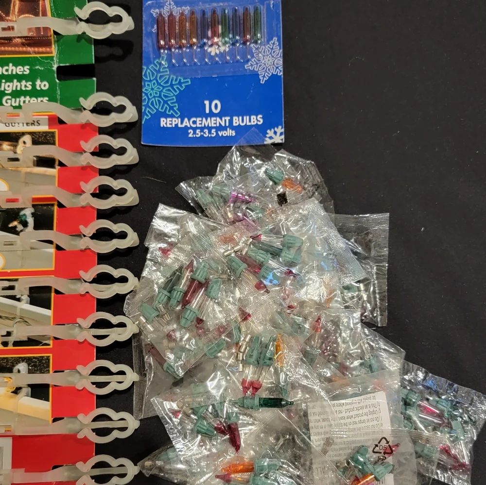 Clearance! Holiday light accessory bundle